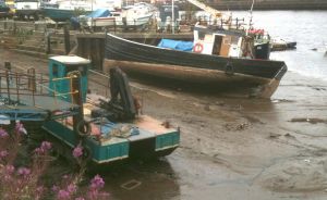 scottish MFV trawler conversion drying out for plank repairs